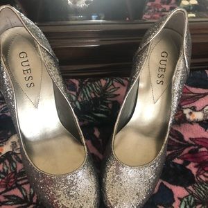 Silver glittery Guess platform pumps (new)